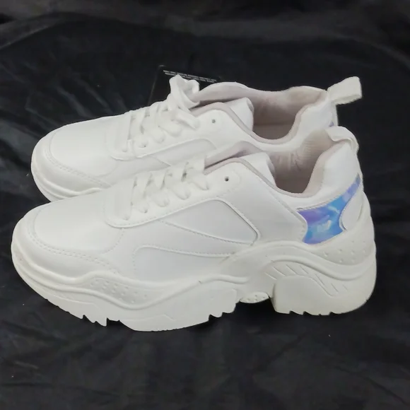 PLT White chunky holographic sneakers - Picture 3 of 9